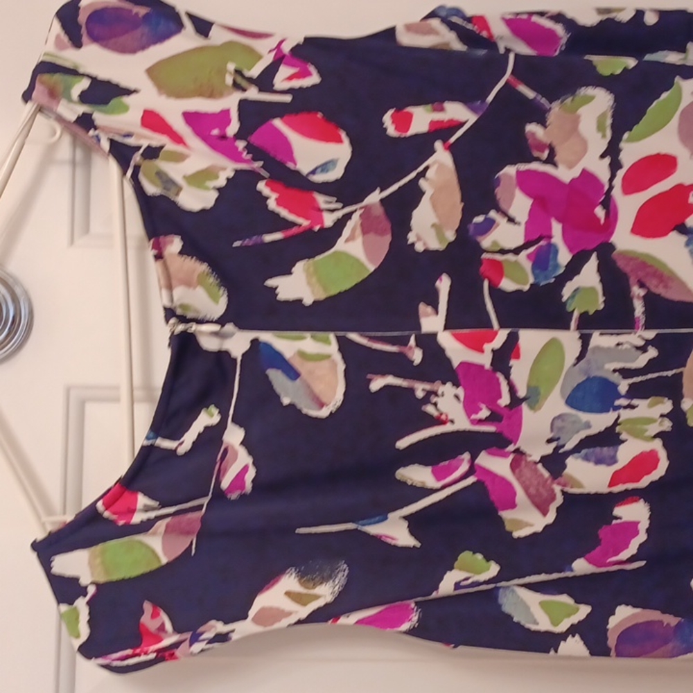 SLEEVELESS DRESS - SIZE 18W - Picture 6 of 6
